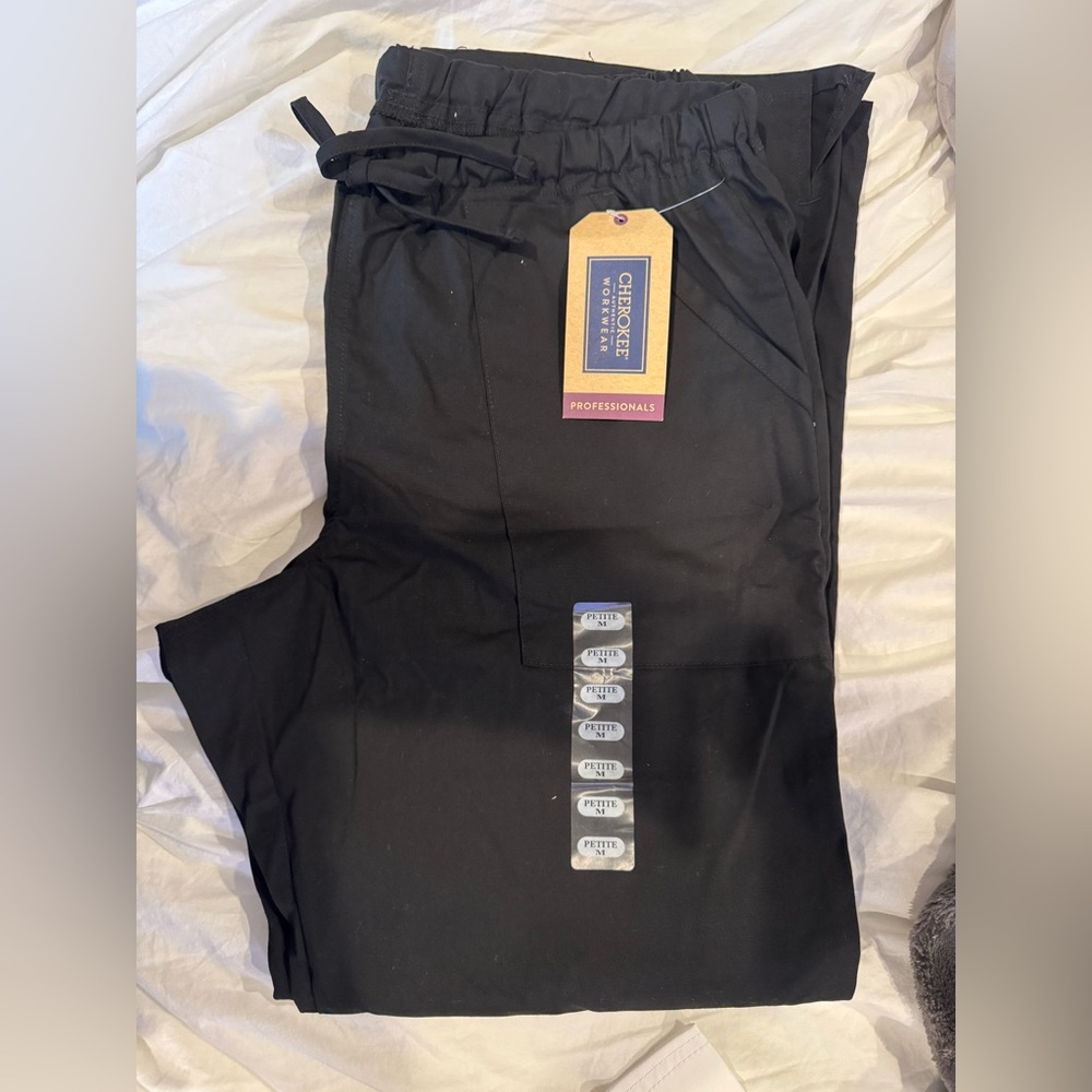 Cherokee Women’s Scrub Pants in Black